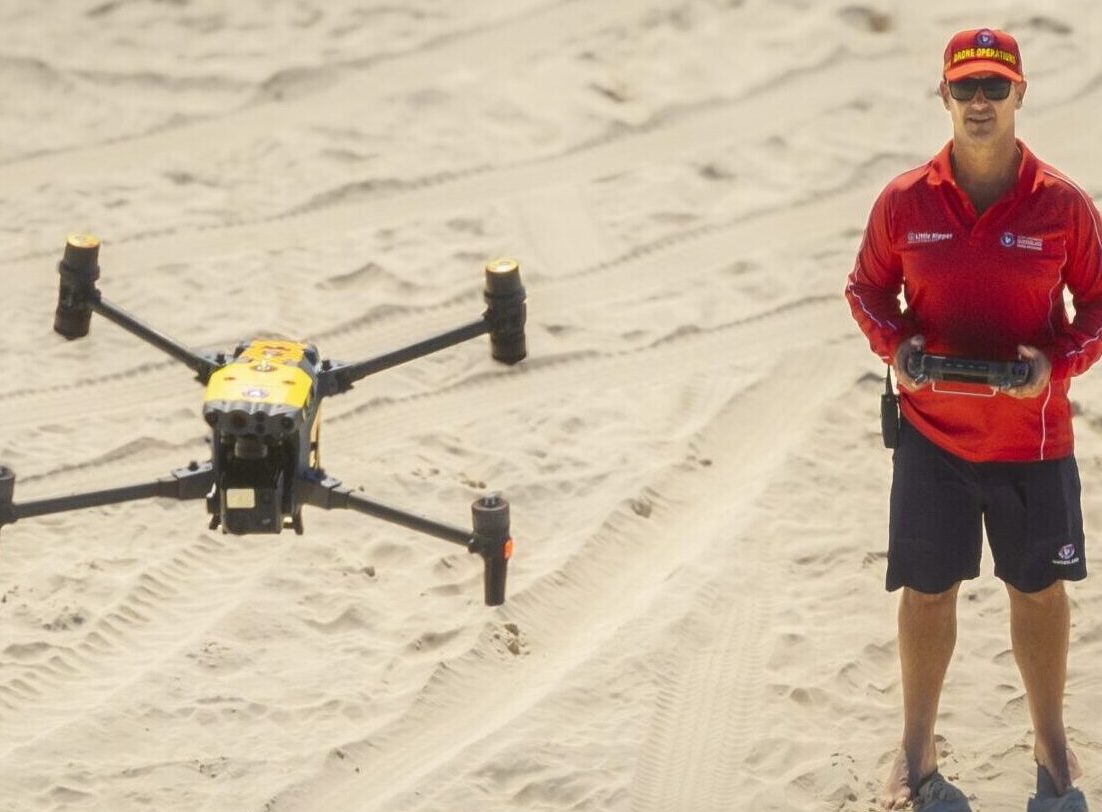 DJI-M30T-Surf-Life-Saving-QLD-Case-Study-DJI025-DJI_0793-Enhanced-NR-2-e1740629179230-1-e1745967542891
